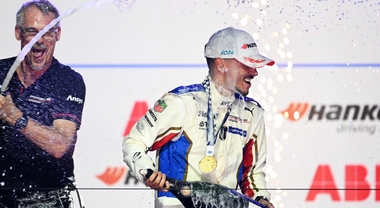FE, nel giorno del primo trionfo di Barnard (Ds Penske) Wehrlein (Porsche) vince il secondo titolo piloti e la Jaguars Tcs quello a squadre
