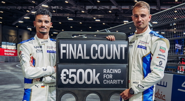 FE, &laquo;Racing for charity&raquo; di Porsche, 1.123 giri per due titoli mondiali e 500.000 euro in beneficenza
