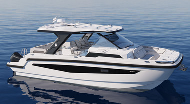 Aquila 35 Sport, pronto per la prima a Cannes il catamarano che privilegia sportivit&agrave; e spazi all&rsquo;aperto (solo 2 posti letto)