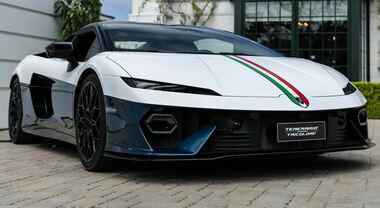 Lamborghini Temerario Tricolore, omaggio al design e all'artigianalit&agrave; italiana. &Egrave; stata svelata alla Monterey Car Week
