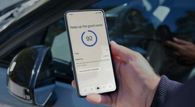 Safety Coach by Volvo, l'app che aiuta a guidare in modo pi&ugrave; sicuro. Contribuisce a ridurre l'assicurazione