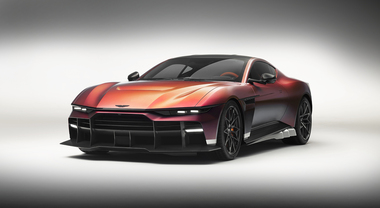 Aston Martin Valen, l&rsquo;auto a motore anteriore pi&ugrave; potente del mondo