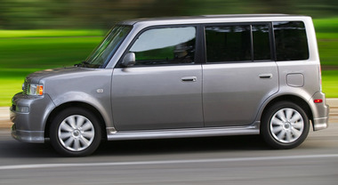 ​Scion (Toyota), Neon (Chrysler) e Saturn (Gm): le storie parallele. Nate in Usa, grande notoriet&agrave; ma profitti bassi