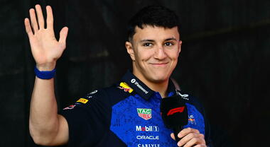 Hadjar rinuncia anche a Monza, Lawson in pista con la Red Bull. Yuki Tsunoda al volante della Racing Bulls
