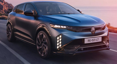 Renault rinnova Megane E-Tech Electric, ora l'elettrica ha un look pi&ugrave; dinamico con frontale ridisegnato