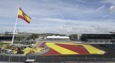 Al Madring si accendono i motori, debutta il circuito di F1 che esalta la citt&agrave;. Kimi: &laquo;Sar&agrave; una bella sfida&raquo;