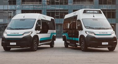 Iveco lancia gamma eFlexy, minibus urbani elettrici. Versioni City e Line sotto i 6 metri