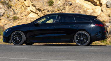 Mercedes, la CLA Shooting Brake ibrida &egrave; al top: autonomia record per spostamenti in totale comfort