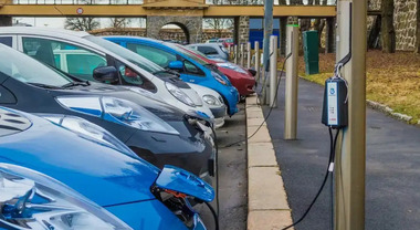 Auto elettriche cinesi penetrano il mercato europeo: in Norvegia quasi 50% dei nuovi acquirenti arriva da brand Ue