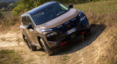 Nissan X-Trail: 25 anni di evoluzione, pi&ugrave; tecnologia e anima outdoor con la N-Trek