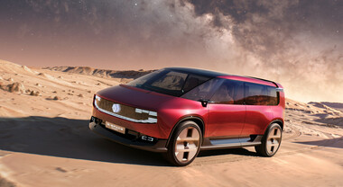 Renault E-Space Concept, la monovolume elettrica guarda al futuro con stile