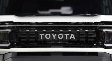 Toyota accelera su sviluppo motori ibridi e plug-in di nuova generazione per diversificare la spinta globale all'EV