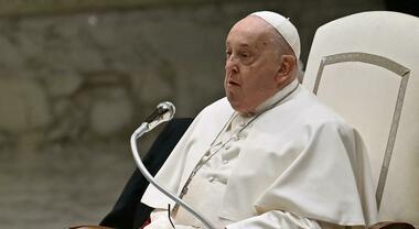 Papa Francesco e la sua salute. «Quadro clinico complesso, cambiata la  terapia: richiesta una degenza