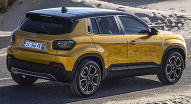 Avenger, il debutto elettrico di Jeep. Il modello della svolta: è il primo del brand tutto ad elettroni ed è tutto fatto in Europa