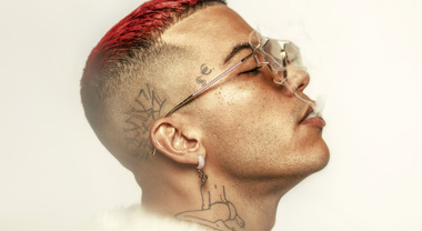 Sfera Ebbasta, fuori il video di Bottiglie Privé. Domani al via la  prevendita dei concerti di 13-14 settembre a Milano