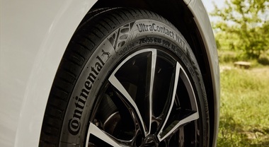 Continental lancia UltraContact NXT con il 65% di materiali sostenibili. Disponibile da luglio è compatibile con le auto elettriche