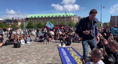 Manifestazione a Copenaghen per la liberazione dell'attivista anti-caccia alle balene Paul Watson