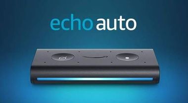 Echo Auto, il dispositivo  che porta le funzioni di Alexa in