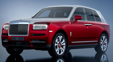 Quattro Rolls “su misura” celebrano la Cina e anno del dragone. Vere opere d’arte nell’abitacolo di Phantom Extended e Cullinan