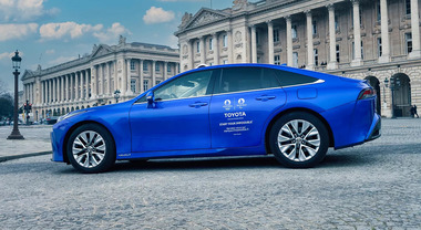 Toyota a Parigi 2024 con Mirai a idrogeno. 500 veicoli a celle a combustibile nella flotta per i Giochi Olimpici
