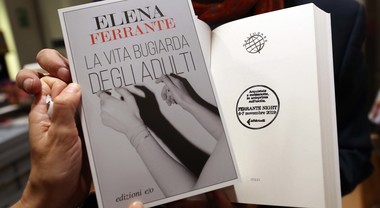 La vita bugiarda degli adulti di Elena Ferrante, l'Amica geniale e altri  libri