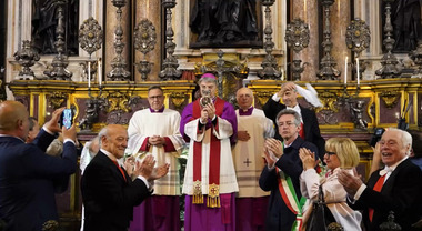 Napoli, la celebrazione del busto di San Gennaro e delle Ampolle con il sangue del martire