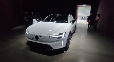 Volvo ES90, riscritte le regole dell'ammiraglia elettrica