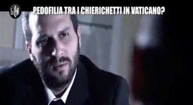 Abusi in Vaticano, ex chierichetto: «Nella stanza del prete ...