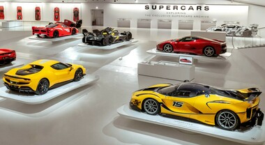 “Supercars”, al museo Enzo Ferrari di Modena apre la nuova mostra. Viaggio interattivo nei segreti di Maranello
