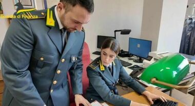 Napoli, scoperti 32 B&B abusivi: erano in affitto sul web