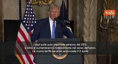 Trump: «Dazi sulle auto straniere intorno al 25%. Saranno annunciati il 2 aprile»