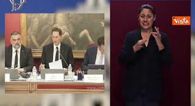Elkann (Stellantis): «Lavoriamo per restare competitivi, Ue dica se crede nel settore»