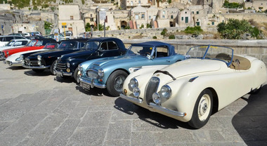 Auto storiche, in Italia un patrimonio da 104 miliardi. Sticchi Damiani (Aci): «Servono norme per distinguerle da quelle vecchie»