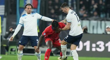 Lazio-Fiorentina 1-2, le pagelle: Marusic sbaglia e prova a farsi perdonare, Guendouzi ultimo a