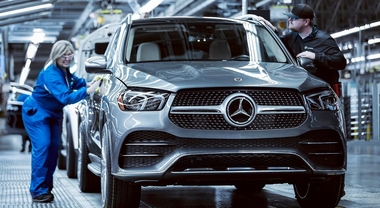 Mercedes, fabbrica in Alabama boccia la sindacalizzazione. Il 56% dice no allo United Auto Workers