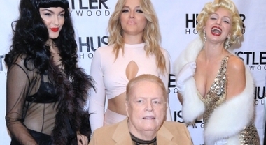 Hustler Porn - Morto Larry Flynt, il re del porno: il fondatore della rivista Hustler  aveva 78 anni. Trump era il suo nemico. Video