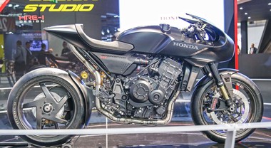 Honda CB4 Interceptor Concept, la café racer futuristica sotto i riflettori di Eicma 2017