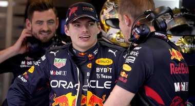 Verstappen: «La Red Bull è dove voglio essere. Inizio anno perfetto». Campione olandese smentisce voci di divorzio