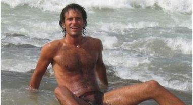 Gianluca Di Gioia sbranato da uno squalo: «Non era al largo ...