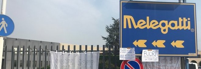 Melegatti, lo stabilimento è chiuso ma gli operai entrano per curare il lievito madre del 1894