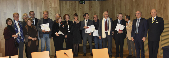 A Tolentino assegnati
i Golden Media Marche
ai giornalisti marchigiani