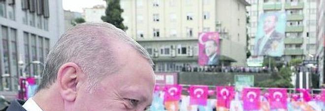 Turchia, Erdogan avverte gli Usa: la Nato è a rischio ` Turchia, Erdogan avverte gli Usa: la Nato è a rischio `