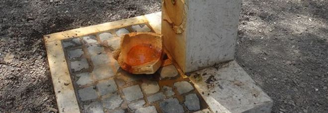 Vandali a Villa Pamphili: distrutte otto fontanelle restaurate 15 giorni fa Vandali a Villa Pamphili: distrutte otto fontanelle restaurate 15 giorni fa