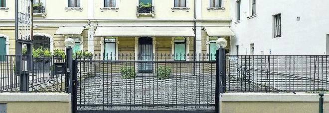 Era la profumeria del centro: la storica P4 chiude i battenti Era la profumeria del centro: la storica P4 chiude i battenti