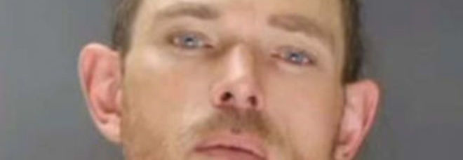 Uccide, smembra e brucia il cadavere
del rivale in amore: "Voleva la mia amante"