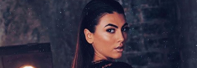Giulia Salemi (instagram) Giulia Salemi (instagram)