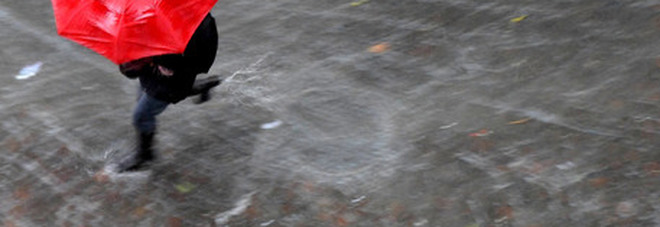 Meteo, Elezioni bagnate: nel weekend mezza Italia sott'acqua. Da lunedì ancora fresco Meteo, Elezioni bagnate: nel weekend mezza Italia sott'acqua. Da lunedì ancora fresco