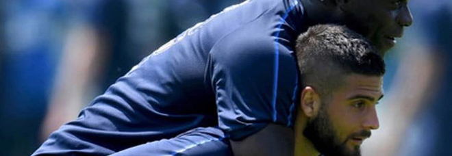 Insigne fa gli auguri a Balotelli
e scherza: «Ora tagliati i capelli»