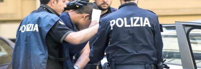 Furti negli studi professionali
Arrestati due ladri esperti
traditi dagli arnesi da scasso