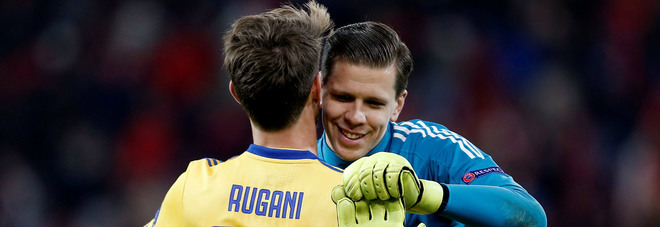 Juventus, le pagelle: Szczesny e Cuadrado sopra a tutti, Dybala delude